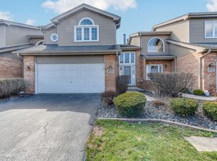 16714 Westwind Ct, Tinley Park, IL 60477