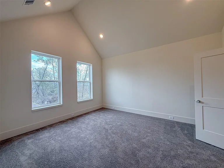 879 Rachel St #F — Photo 13