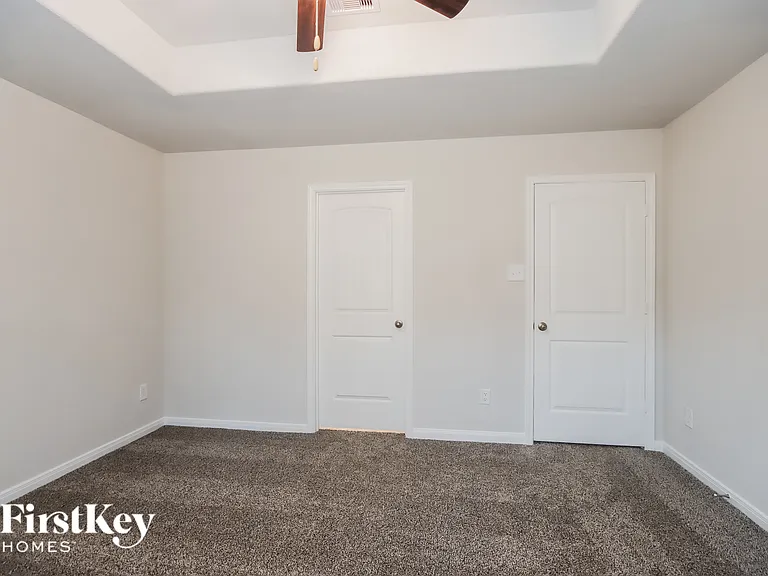 25597 Roy Rogers Rd — Photo 6