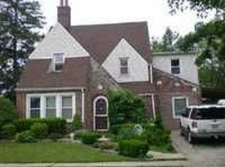 1 Lucille St, Hempstead, NY 11550