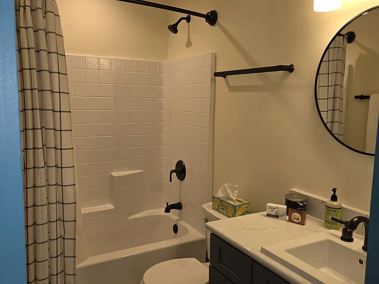 1514 N Sunset Dr — Photo 8