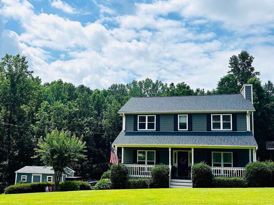 1st image of 535 Fieldstone Dr