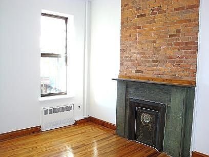 2nd image of 107 Smith St APT 1F