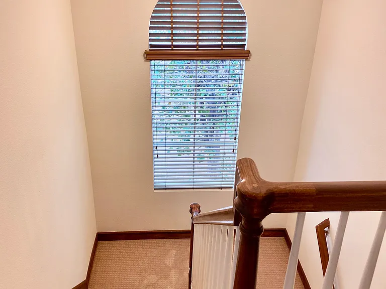 5531 Sultana Ave — Photo 13