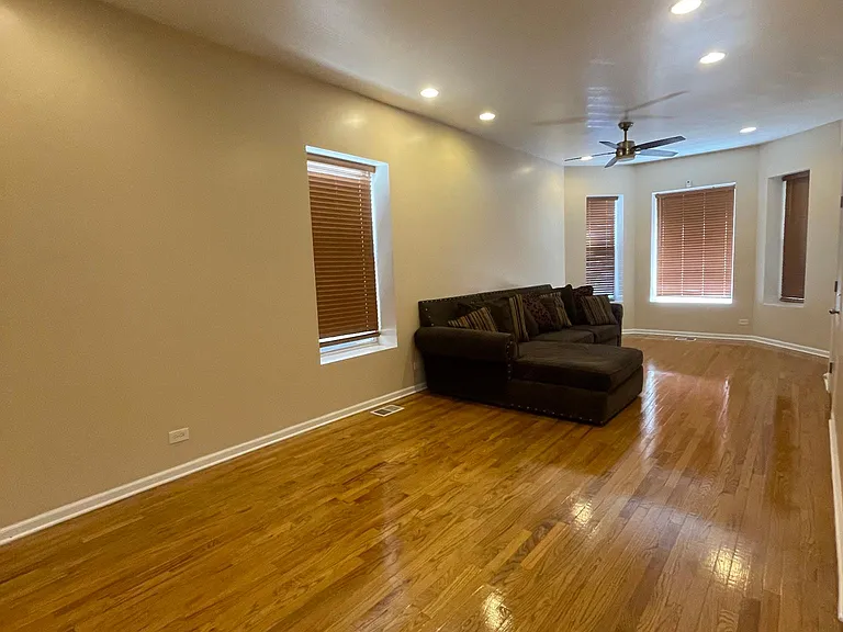 3826 W Monroe St — Photo 5