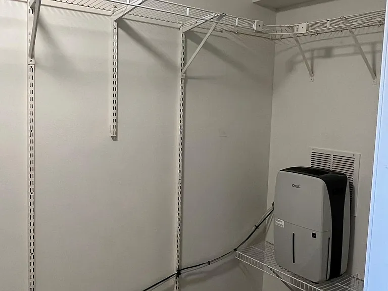 Walk-in closet