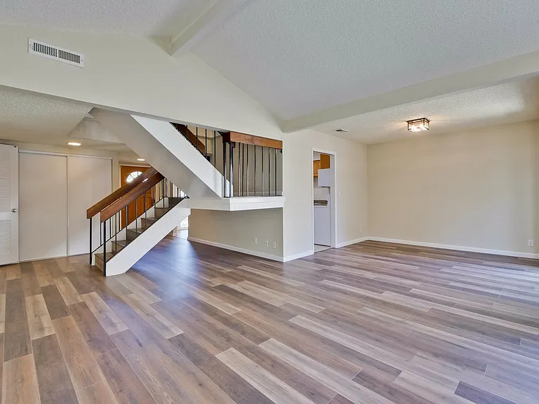 1521 Willowhaven Ct — Photo 11