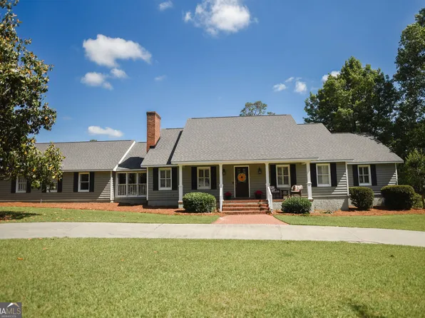1737 Green Acres Dr, Vidalia, GA 30474