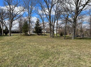 1550 Marikay Ave, Aurora, IL 60505