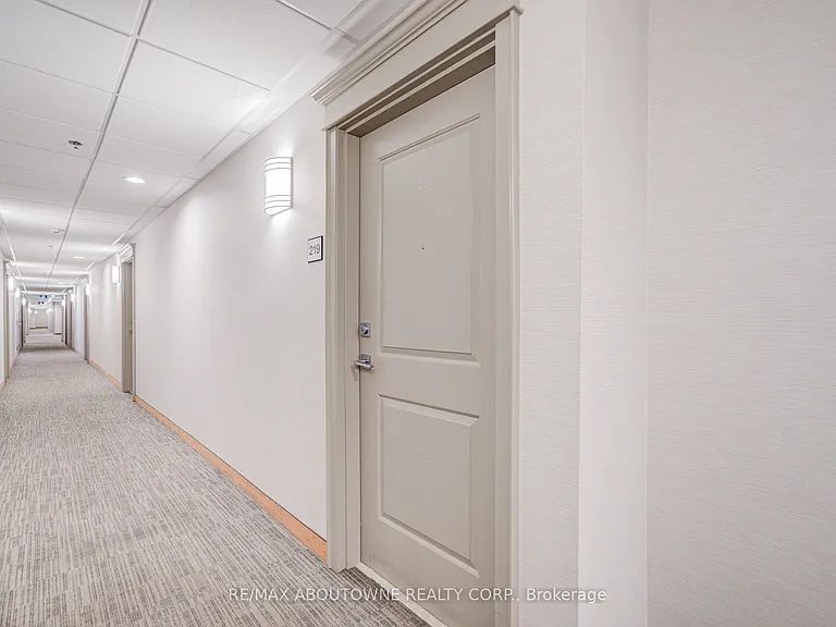 2490 Old Bronte Rd #219 — Photo 9
