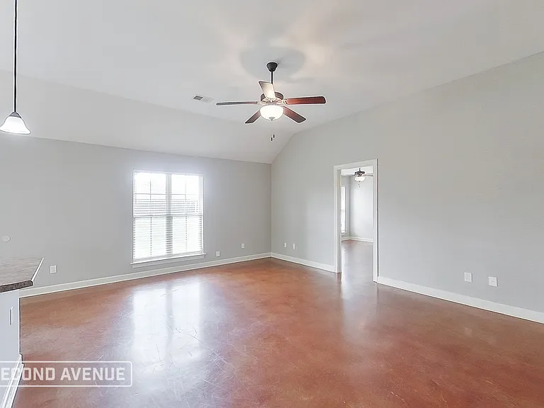 8723 Smith Ranch Dr — Photo 3
