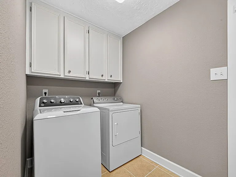 5815 Green Terrace Ln — Photo 23