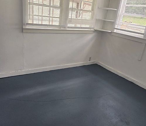 5th image of 2951 E Huron St