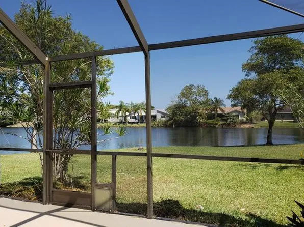 1102 NW 79th Dr, Plantation, FL 33322