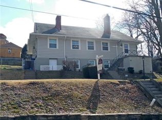35 W Bellecrest Ave, Pittsburgh, PA 15227