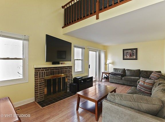 2nd image of 67 S Stonington Dr #221