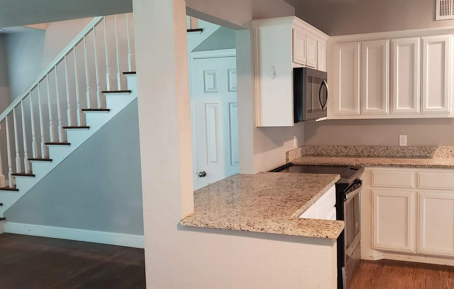 2 bed, 1200 sqft, $1,195 — Photo 3