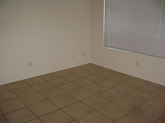 5th image of 16712 N 159th Dr