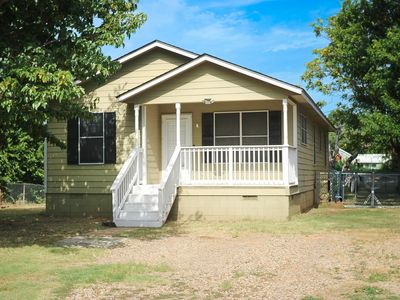723 Carolina St, Graham, TX, 76450