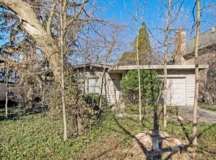 612 N Vine St, Hinsdale, IL 60521