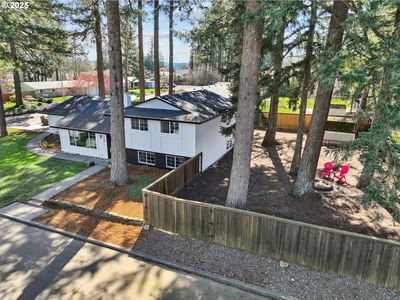 320 SW 8th Cir, Troutdale, OR, 97060