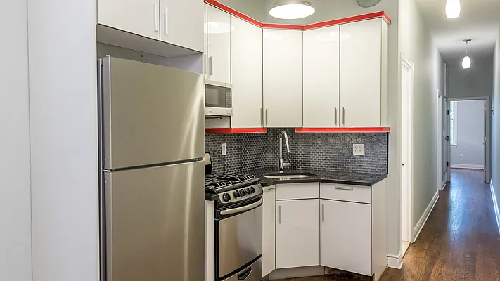 Rented by Nooklyn NYC LLC | media 11