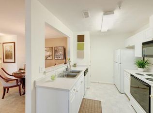 101 Saint Clair Cir #1653068, Yorktown, VA 23693