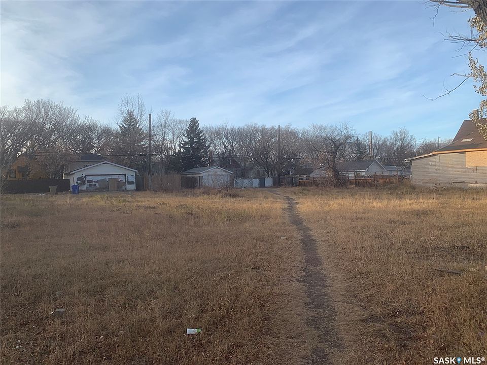 2nd image of 1260 Retallack Street