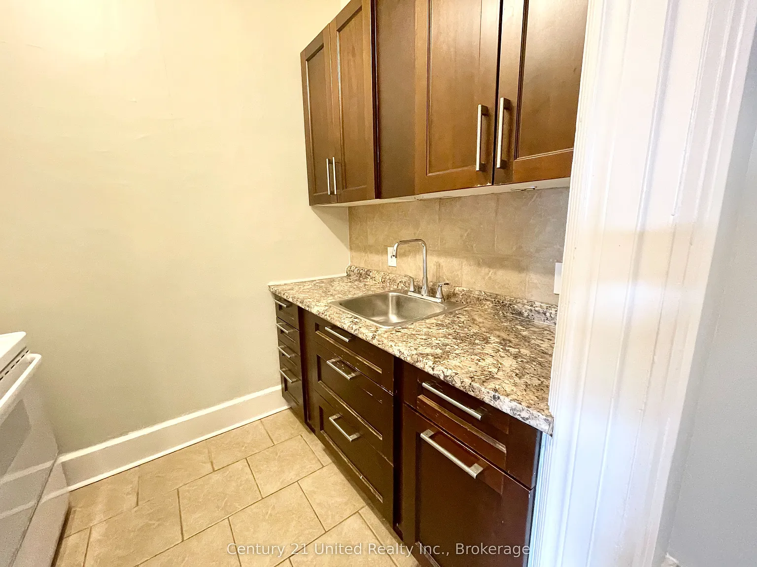 1 bed, $1,250 — Photo 4