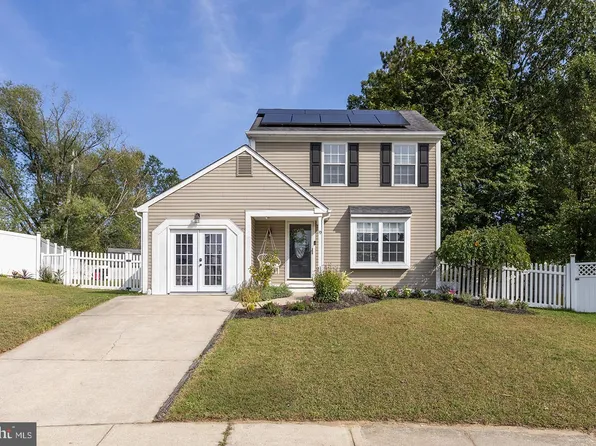 19 Belmont Ct, Sicklerville, NJ 08081