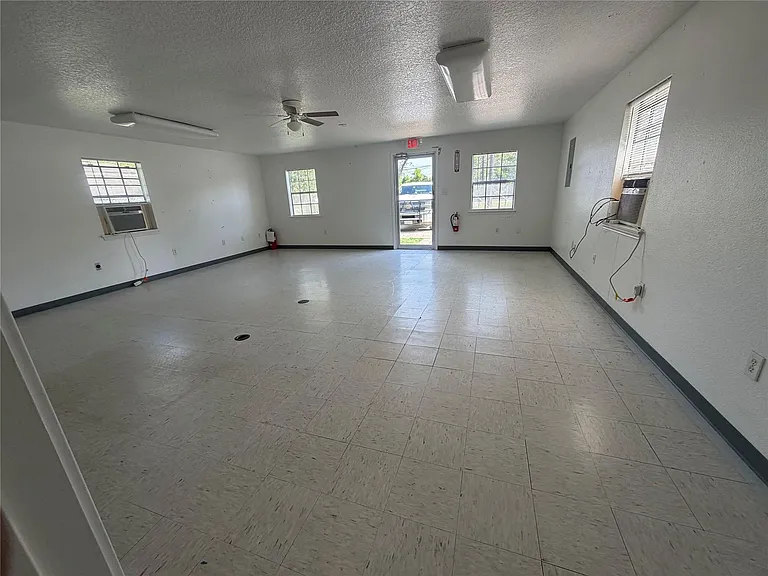 516 Battlebell Rd — Photo 5