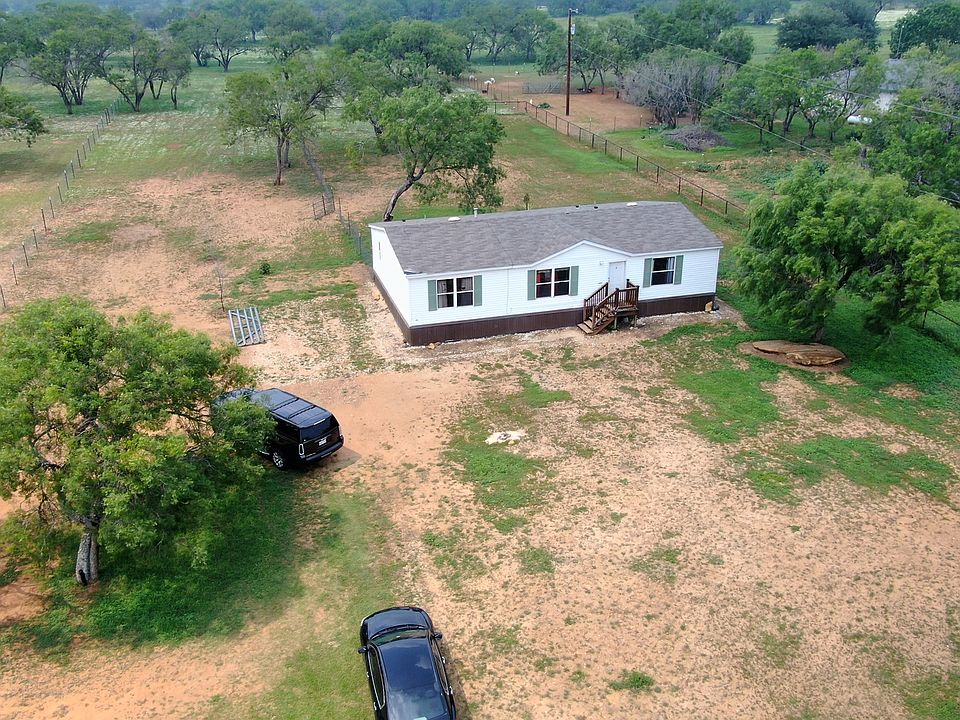 1st image of 9919 ELMENDORF LAVERNIA RD