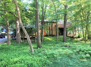 459 Westside Dr, Rochester, NY 14624