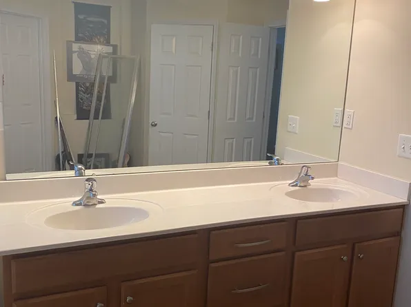 4411 David Cox Rd, Charlotte, NC 28269