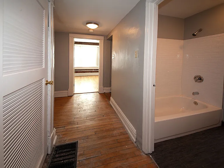 Vandy House — Photo 109
