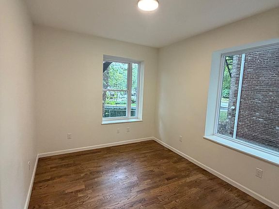 2nd image of 161 Prospect St #1CC