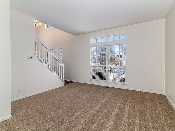 2nd image of 291 W Holly Ct