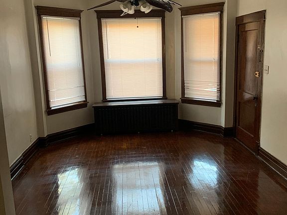 2nd image of 1522 N Lorel Ave #1