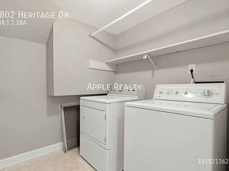 4802 Heritage Dr — Photo 14