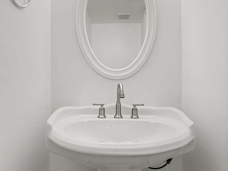 30 Carolina Ct — Photo 15