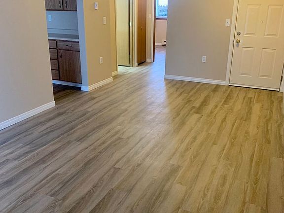 5th image of 1001 S Westcliff Pl #D-44