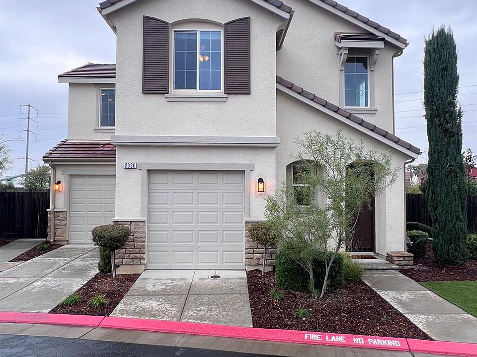 1st image of 2020 E Makenna Dr