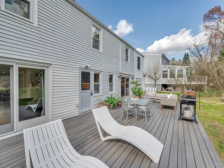 1001 Shore Acres Dr — Photo 18