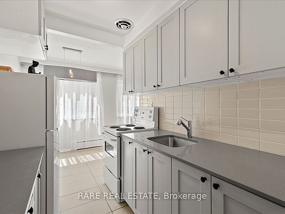 2nd image of 2 21st St #4