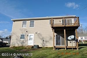 2nd image of 620 Warren Ct