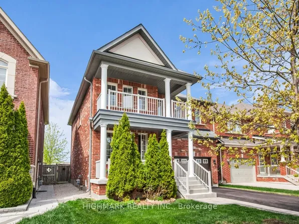 181 Emma Broadbent Ct, Newmarket, ON L3X 3K9
