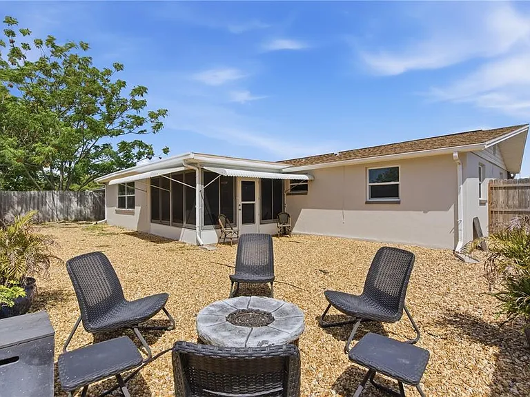 7608 Sue Ellen Dr — Photo 29