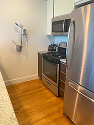 Rented by Chana Ofek, LREB