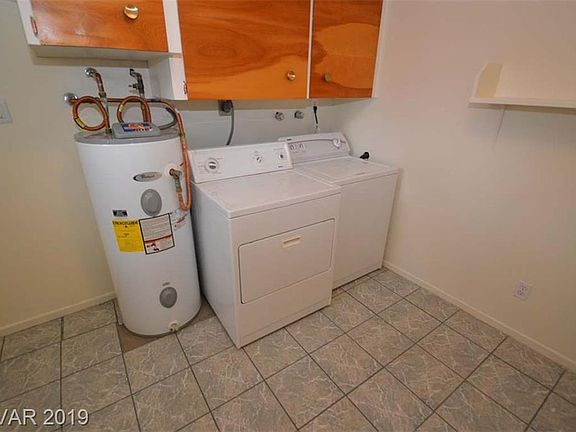 4th image of 2108 Peyton Dr