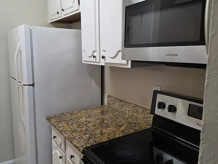 3110 Edenborn Ave #314 — Photo 11